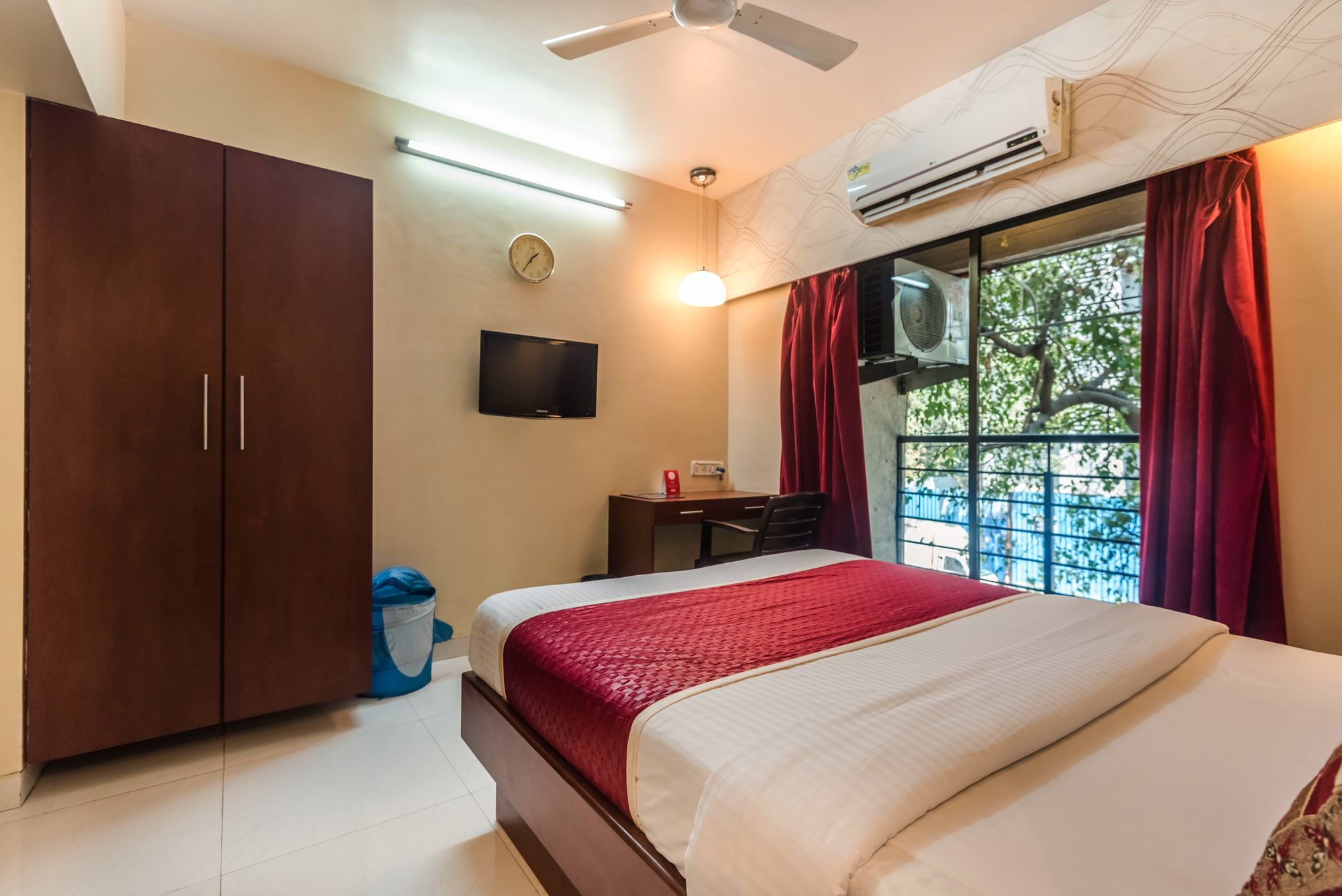 Konark Apartment Mālād Εξωτερικό φωτογραφία